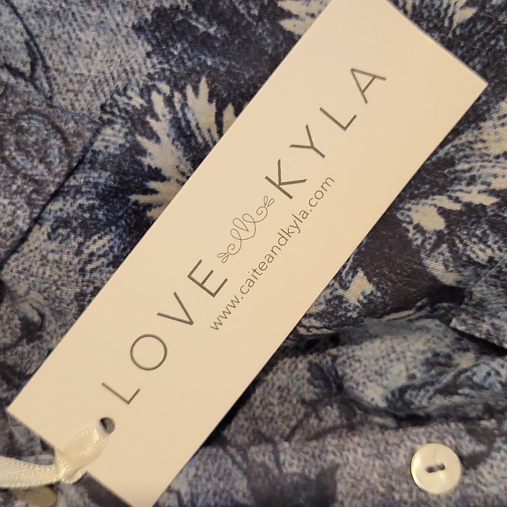 Love Kyla Button Down Blouse - Picture 6 of 9